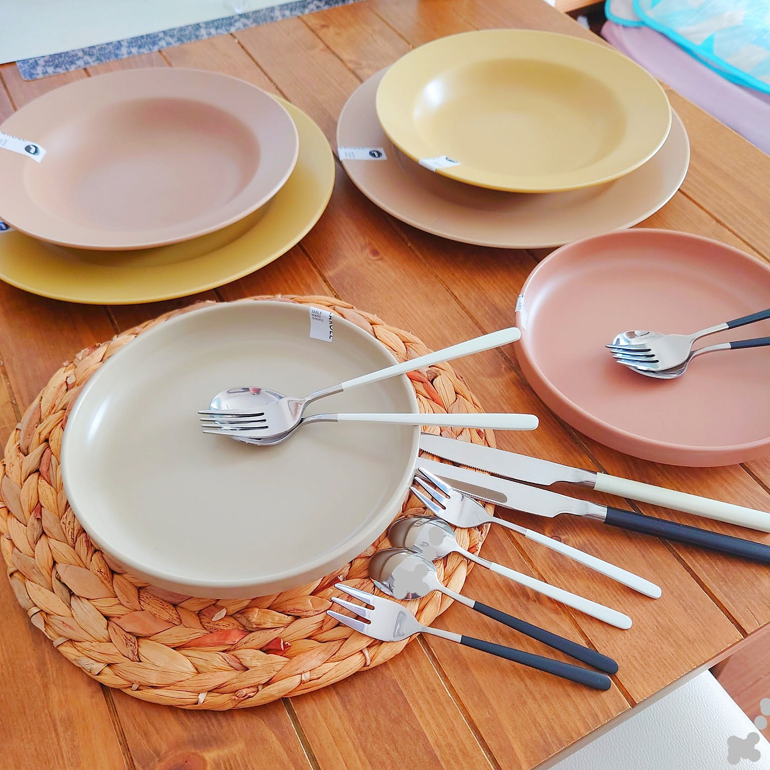 新生活には食卓も気分を変えて♡食器&カトラリーのカタログ
