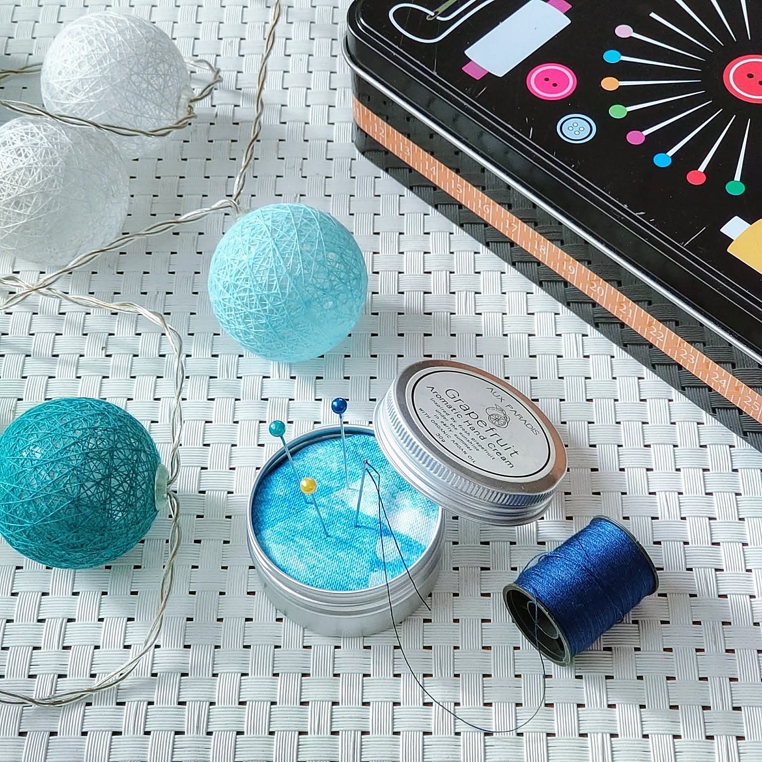 再利用で自分らしさが輝く☆空き箱・空き缶を使った収納実例