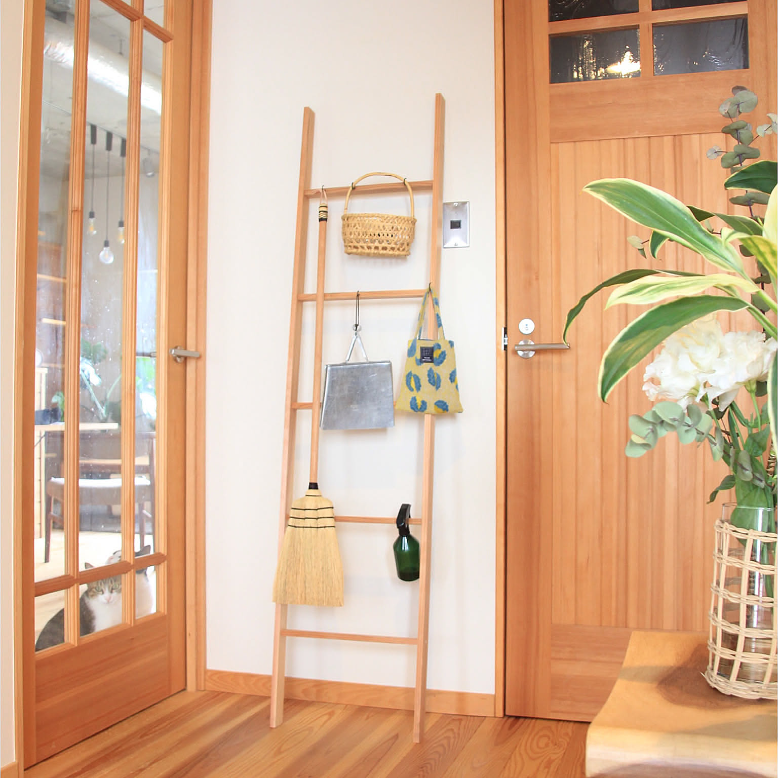 収納もディスプレイもこなれた雰囲気に☆ラダーラックのあるお部屋実例紹介