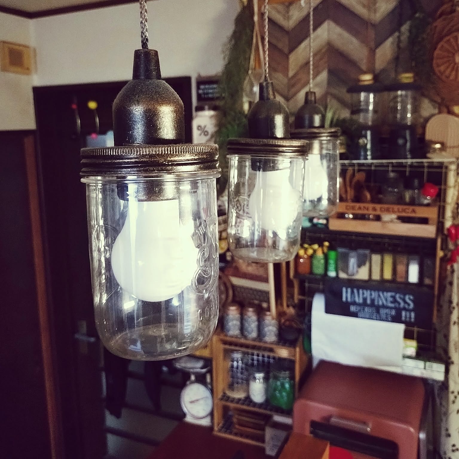 DIYで手軽にできる♡セリアで作るカフェ風インテリア