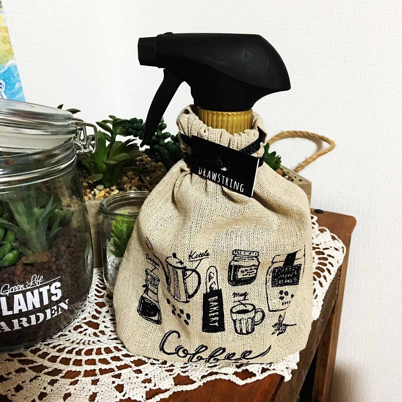 着せ替えるだけ！Miyuさんの、生活感をOFFするスプレーボトルアレンジ術 ［連載: 10分でできる100均リメイク］