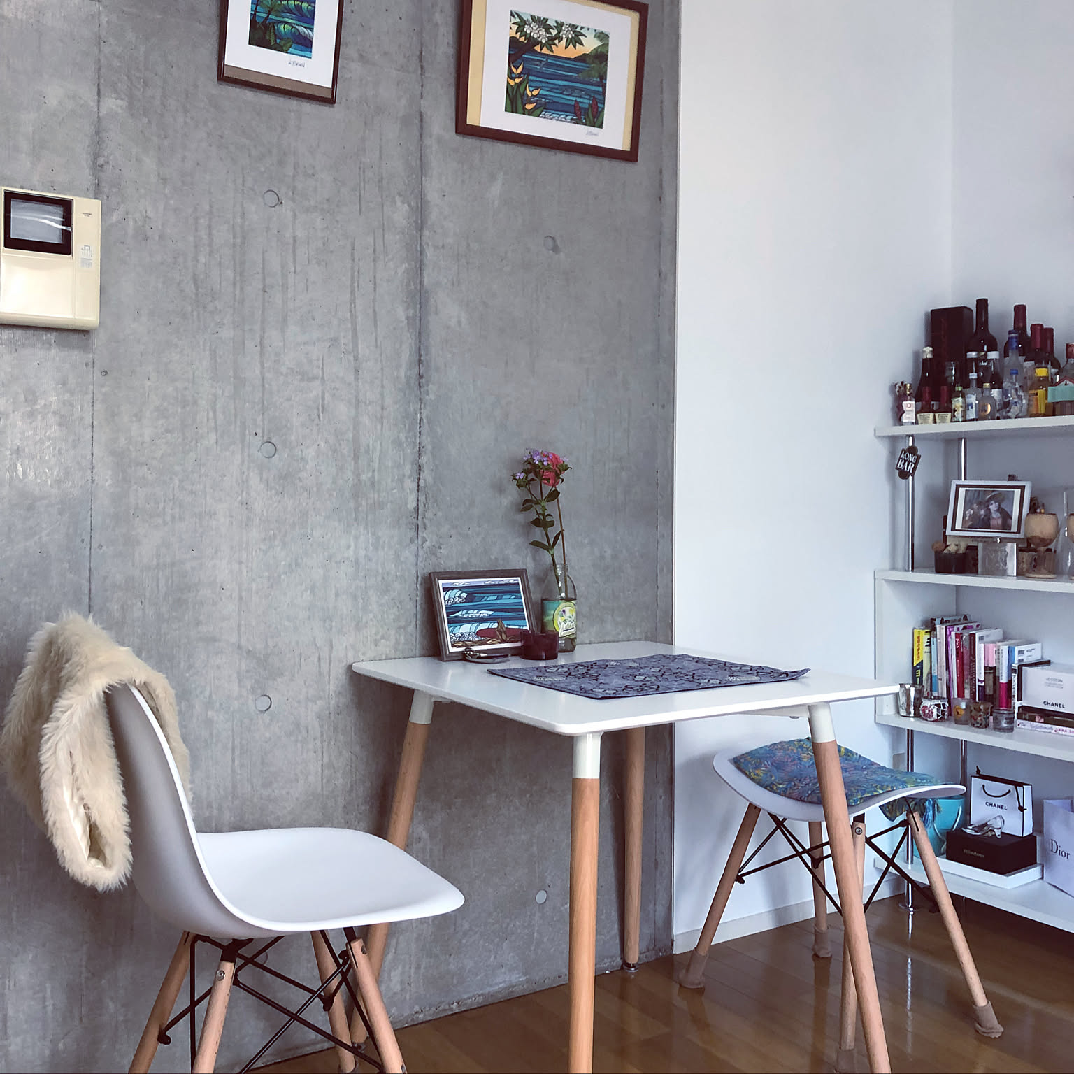 コンクリートで洗練スタイル☆クールでやさしいお部屋に