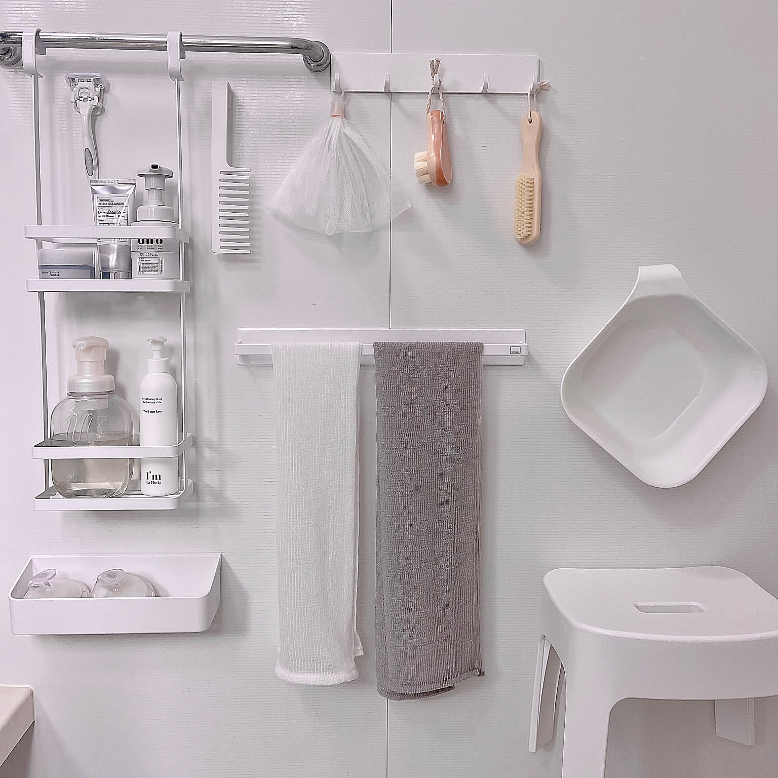 キッチンから玄関まで♪場所別に見る、マグネットアイテムを使って便利になった収納アイデア