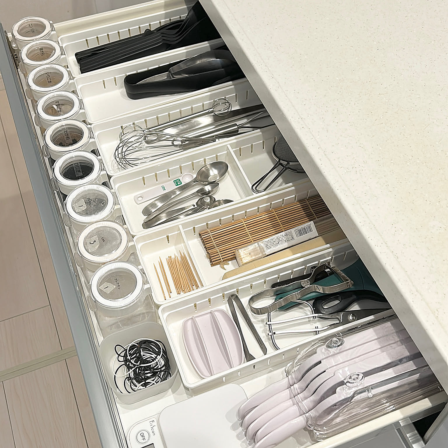 家事がはかどるキッチンづくり♪出し入れがしやすい調理器具の収納アイデア6選