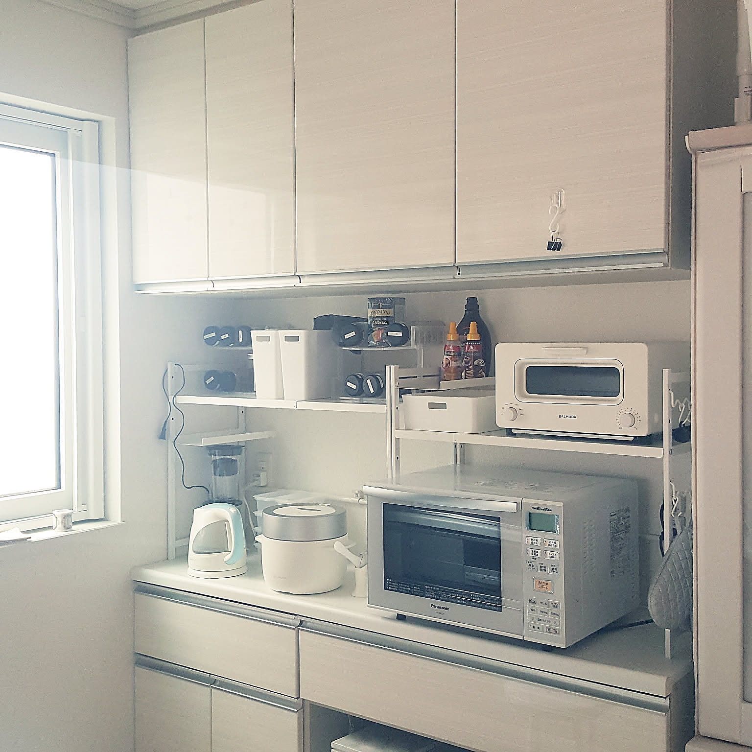 スペースを有効活用!使い方自由自在の伸縮ラック便利アイデア