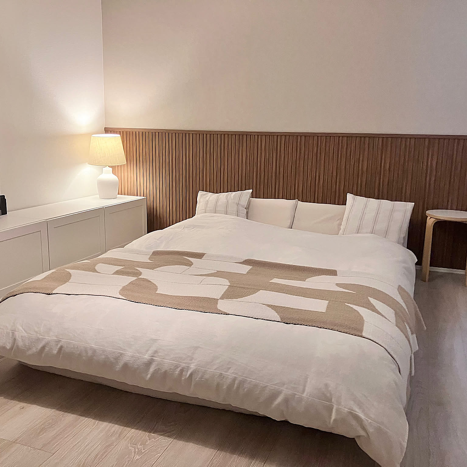 「白をベースに、好きを重ねて整える。ホテルのような空間づくり」 by sobokuさん