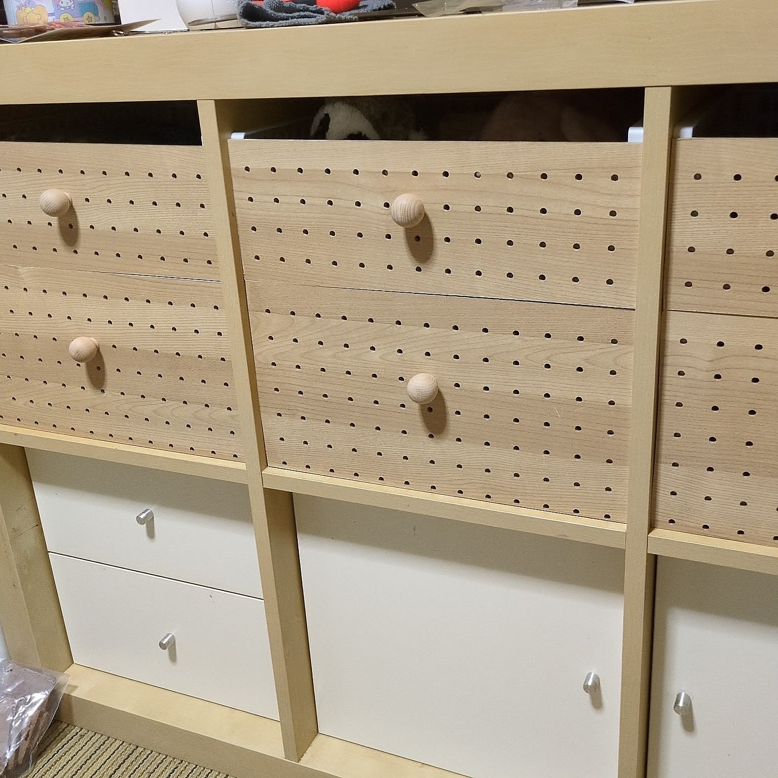 ダイソーのパンチングボードを活用☆お部屋に取り入れたい便利な収納