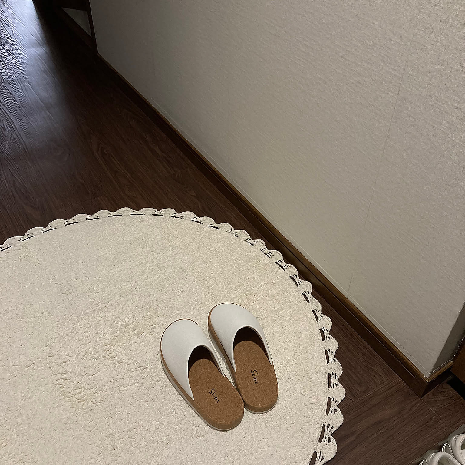 敷くだけで玄関インテリアが格上げ♪ニトリの玄関マットを使った実例6選