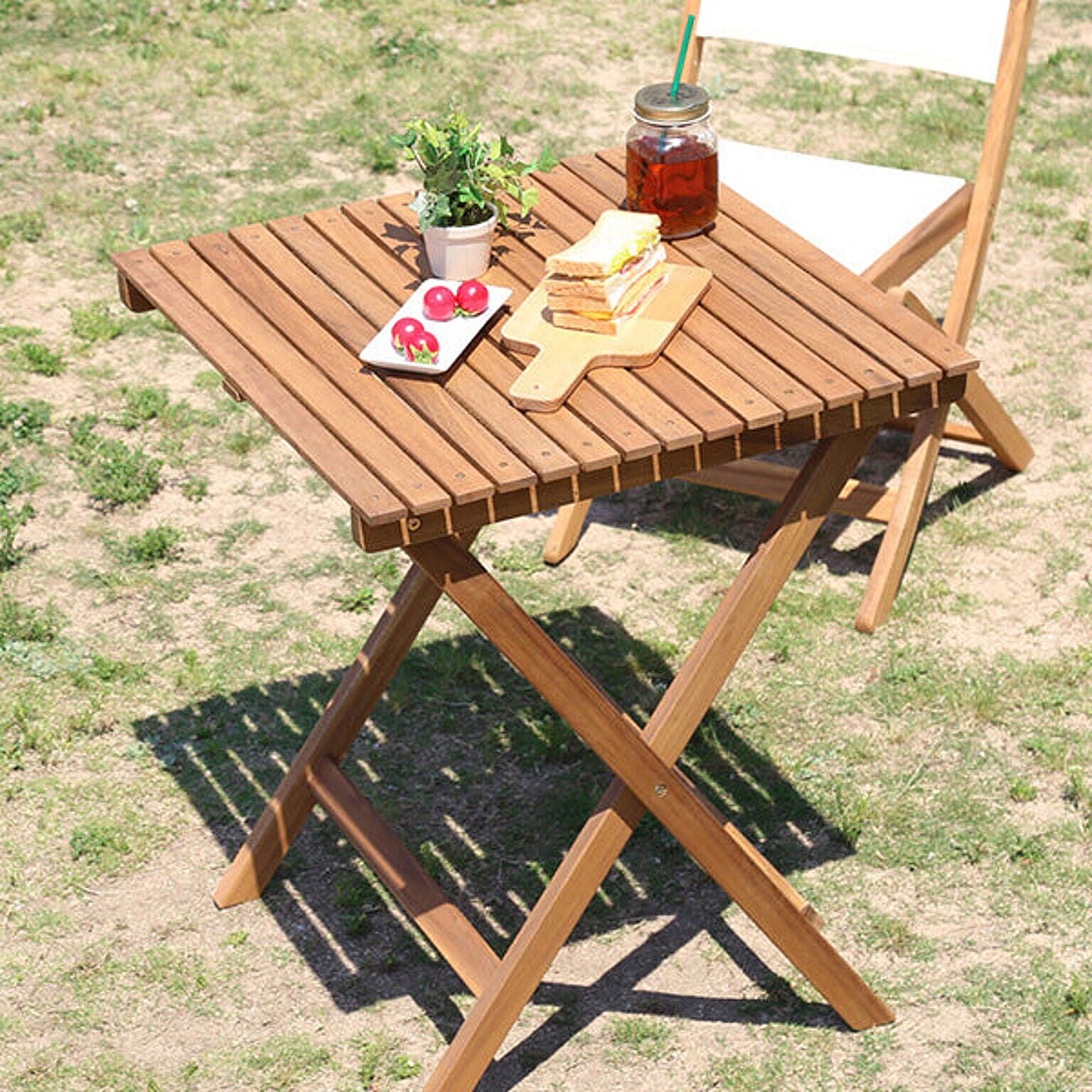 人気の折りたたみガーデンテーブル（木製）アカシア材を使用 | Xiao-シャオ-