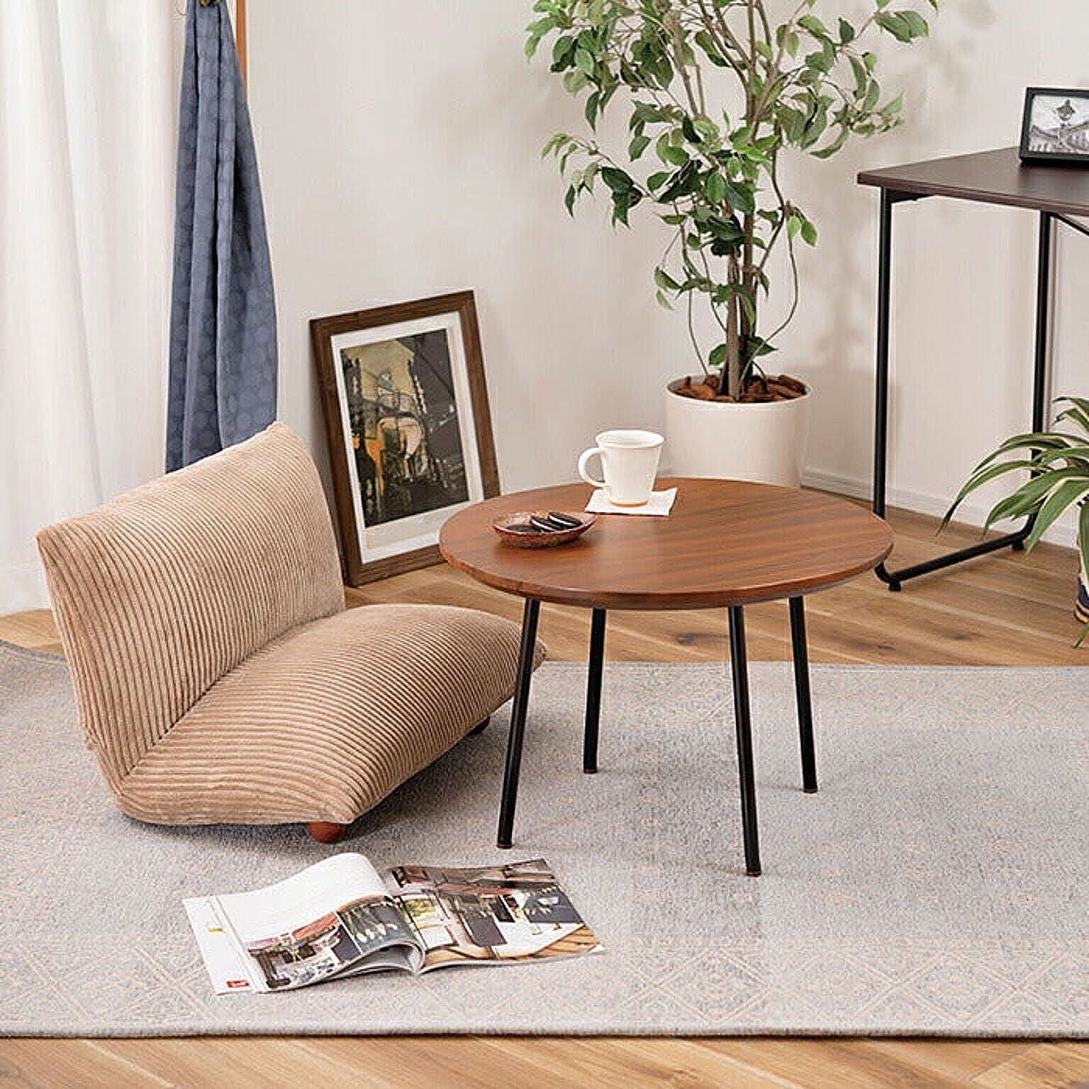 葉っぱの形のテーブル IKEA LÖVBACKEN ローヴバッケン loevbacken-side-table-medium-