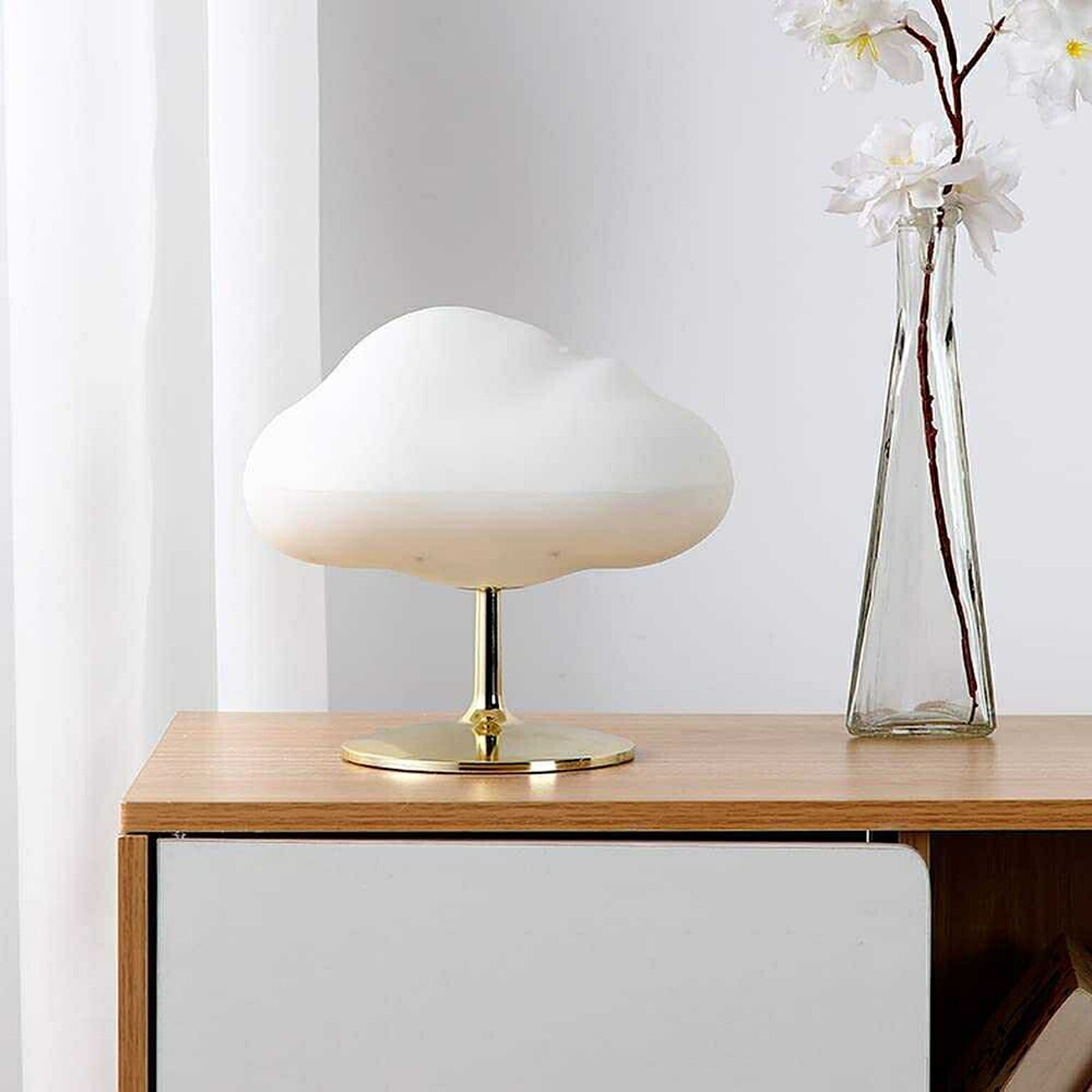 ゴールド 雲型 アロマ加湿器 LED ナイトライト 卓上用 - 通販 | 家具とインテリアの通販【RoomClipショッピング】