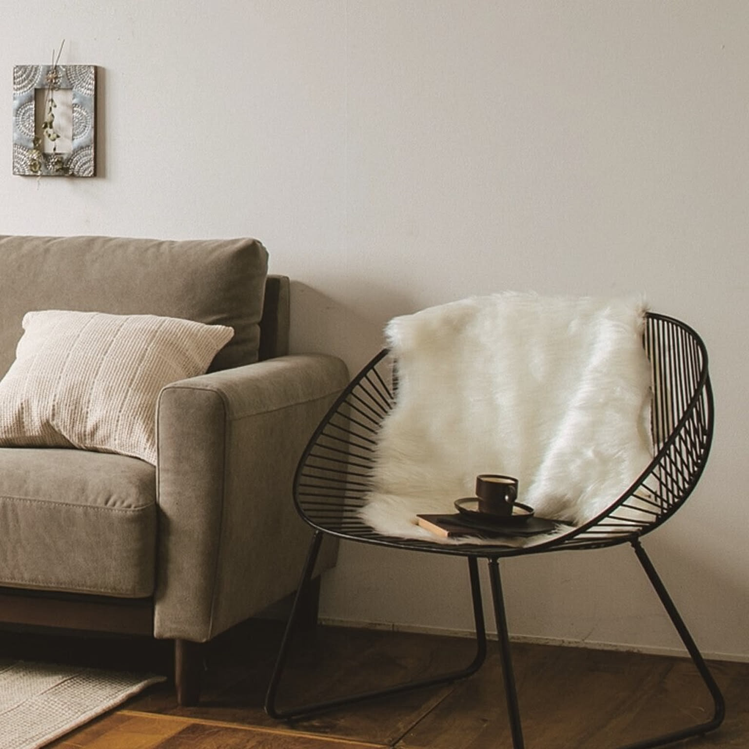 ガーデンチェア おしゃれ アイアン 椅子 チェアー ゴールド ブラック カフェインテリア 通販 Roomclipショッピング