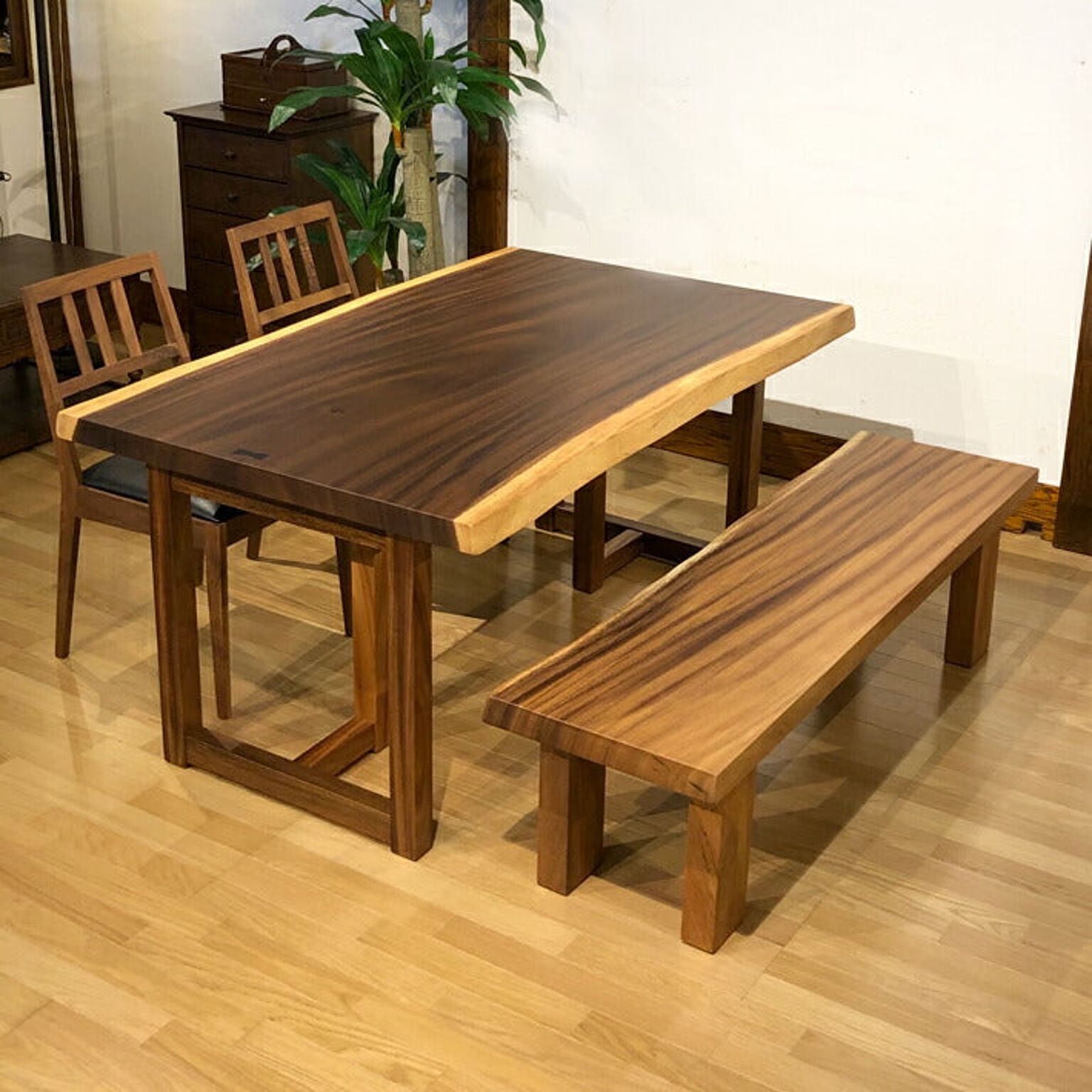 天然木 幅152cm 厚5.2cmモンキーポッド 一枚板テーブル（兼用脚付き