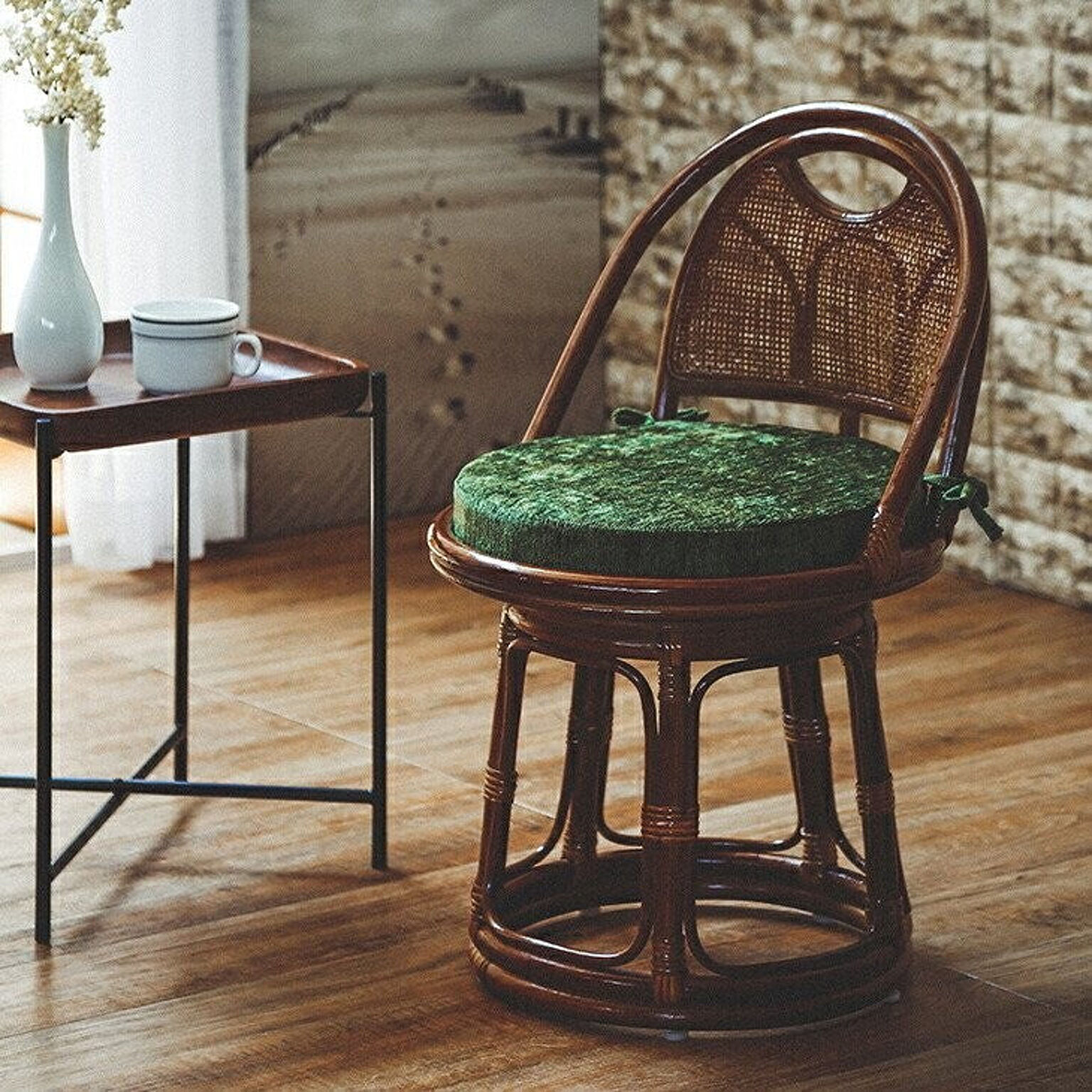 7936円 無料配達 家具 イス テーブル関連 座面部が360度回転する籐製スツール