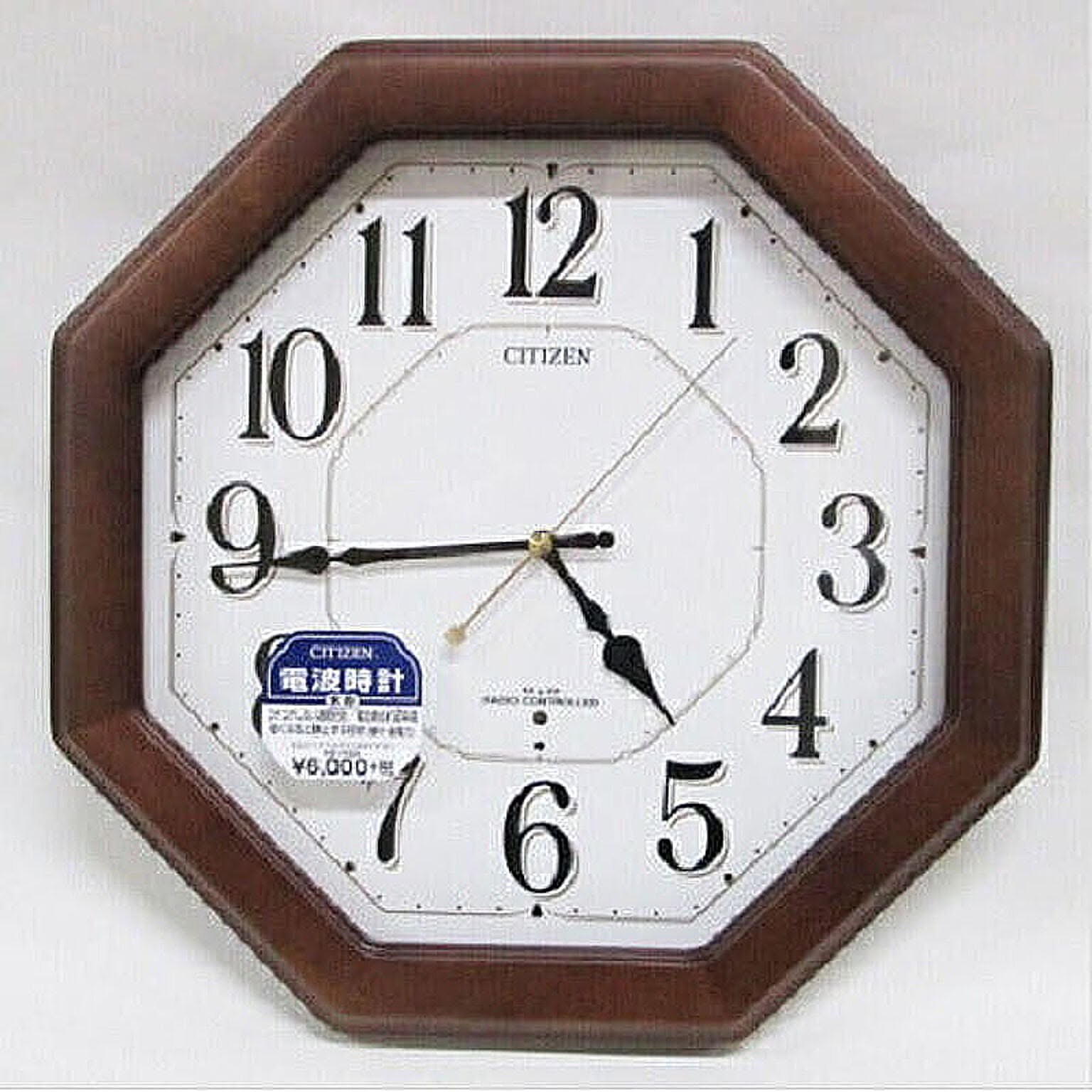 シチズン CITIZEN 電波掛ケ時計ネムリーナハピネス八角木茶 シチズン CITIZEN 電波掛ケ時計ネムリーナハピネス八角木茶