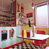 海外好き!アメリカンダイナーのようなポップで派手な部屋