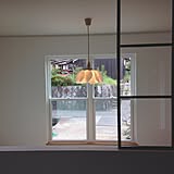 美しい光と影を生み出す!デザイナー物の照明器具