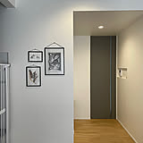 「超ミニマルだから可能性が膨らむ！アクリル板と木枠のフレーム」 by chovyさん