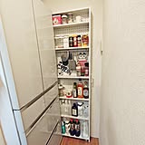 【すきま活用アイデア】DIYで9cmの隙間を収納スペースに変身!冷蔵庫奥を有効活用by haruさん