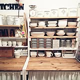 工夫がいっぱい!食器をしまうのが楽しくなる食器棚DIY10選