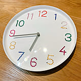 【高コスパアイテム】刺繍アレンジも楽しめる、IKEAの399円壁掛け時計 トロマ by akanekoさん