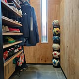 100均のアイテムで限られたスペースを上手に活用！玄関の収納力がアップする工夫10選