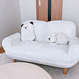 コンパクトでもゆったり過ごせる♪小ぶりなソファがある暮らし