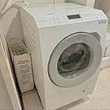 【すきま活用アイデア】洗濯機横19cmのすきまが収納に!掃除しやすいお手軽DIY術 by rilakkumamaさん