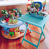 ササッと塗るだけでアンティークな風合いに。ダイソーのミルクペイントでDIYにチャレンジ