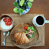 カフェ風プレートからDIYアイデアまで♪暮らしの幅が広がる無印良品のアカシア食器を使った実例6選