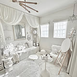 美しくも華やかな印象に。広見え効果も抜群のホワイトインテリアの実例紹介