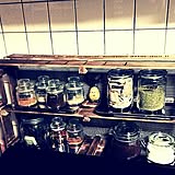 初心者から上級者まで、レベルごとに調味料ラックのDIYをご紹介!