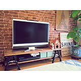 ナチュラルなリビングにマッチ!テレビボードのDIY実例