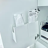 ペタッと貼るだけでディスプレイや収納のお悩み解決！魔法のテープの活用法6選