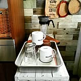 『並べただけ』なのにカフェ感UP！hiromi0302さん流、アルミバット活用術 ［連載：○○しただけインテリア］