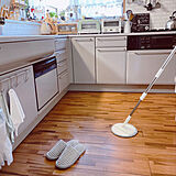 油汚れを何とかしたい！キッチンの床をきれいにキープできる方法をご紹介♪