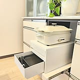 使いやすい場所で時短もかなえる♪スッキリ気持ちよい調理器具収納