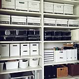 便利だけど難しい!扉付きシェルフの中はどう使ってますか?