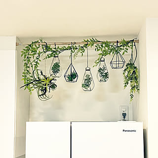 小さな場所から広い場所まで！参考にしたいつっぱり棒の便利な活用法