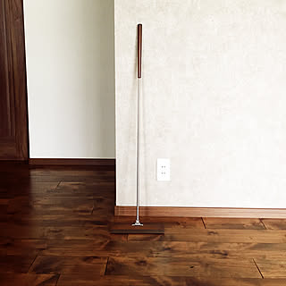 【RoomClipショッピングで買える!】デザイン性も使い心地も優秀!tidy「フロアワイパー」の活用実例5選