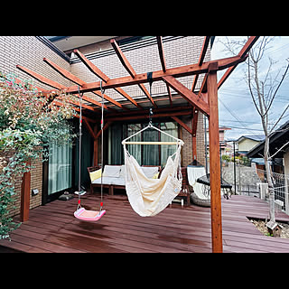 リラックスできるくつろぎ空間！LA SIESTAのハンモックがある暮らし