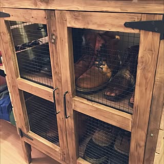 無骨でカッコイイ♡かすがいを使ったヴィンテージ風DIY