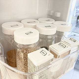 粉物調味料どうやって収納してる？整頓のアイデアと便利な収納アイテム