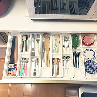 収納アイテムとして大活躍！セリアの仕切りケースを使った収納アイデア10選