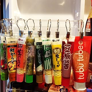 冷蔵庫内の収納に役立ちます♪100均の「使える」アイテム