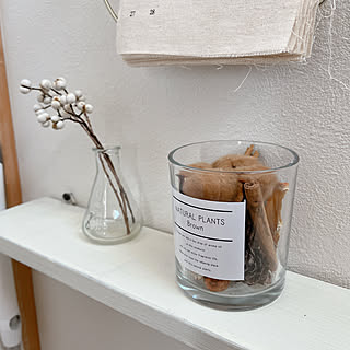 リラックスできる香りに包まれたお部屋作りに♪ダイソーのアロマアイテム