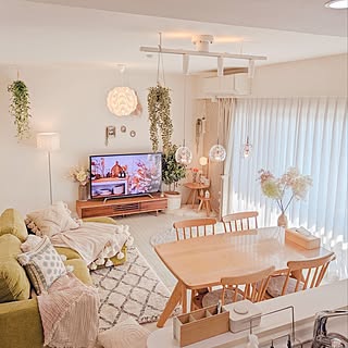 【RoomClipが選んだ厳選3選】「休日のすごし方」がテーマの素敵な投稿実例