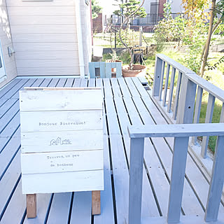 色を塗り替えてイメージを一新☆好みの色でインテリアを楽しむDIY作品集