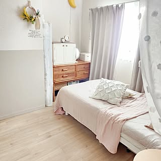 雰囲気のある心安らぐ空間に！セリアでつくる寝室インテリア