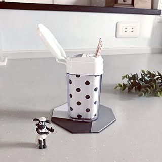「紙を入れるだけ!食卓映えする◎つまようじケースの作り方」 by Mamiyさん